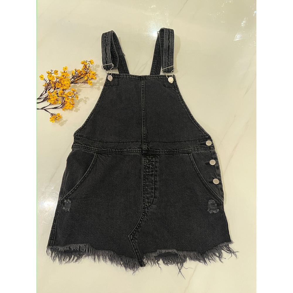 B926 Free People Black Denim Overall Distressed Frayed Hem Jumper Skirt